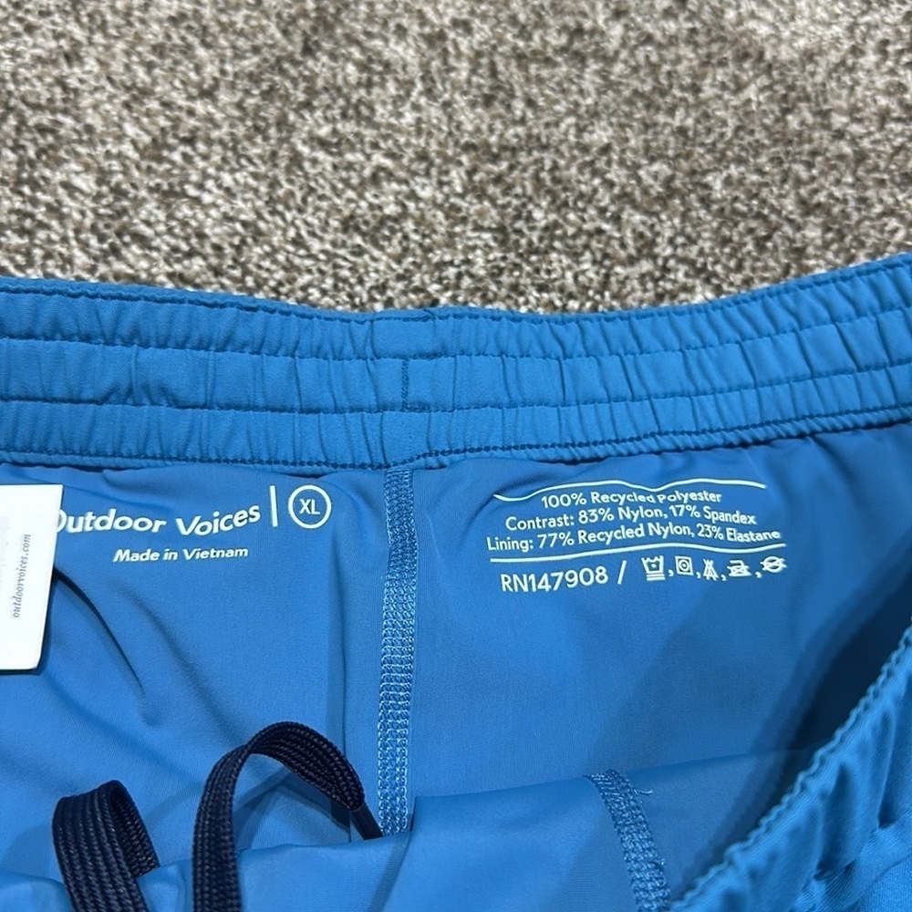 NWT Outdoor Voices high stride 7” short with Pockets river/azure women’s XL - Picture 8 of 14